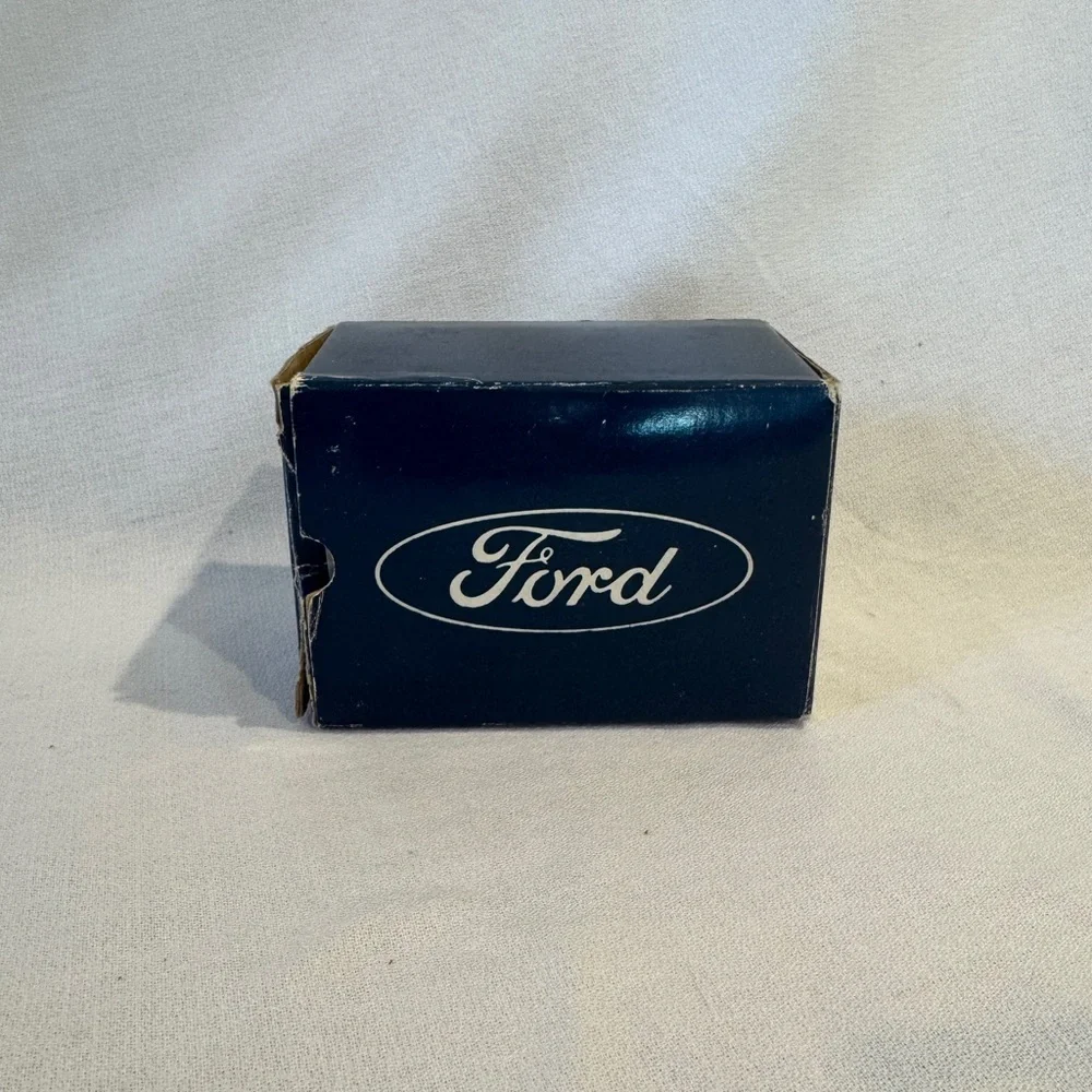 FORD Collectors MVP Promo Advertising 35MM Film Camera with Case - NEW IN BOX